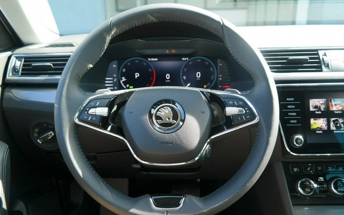 Skoda Superb cena 169900 przebieg: 5, rok produkcji 2024 z Opalenica małe 436
